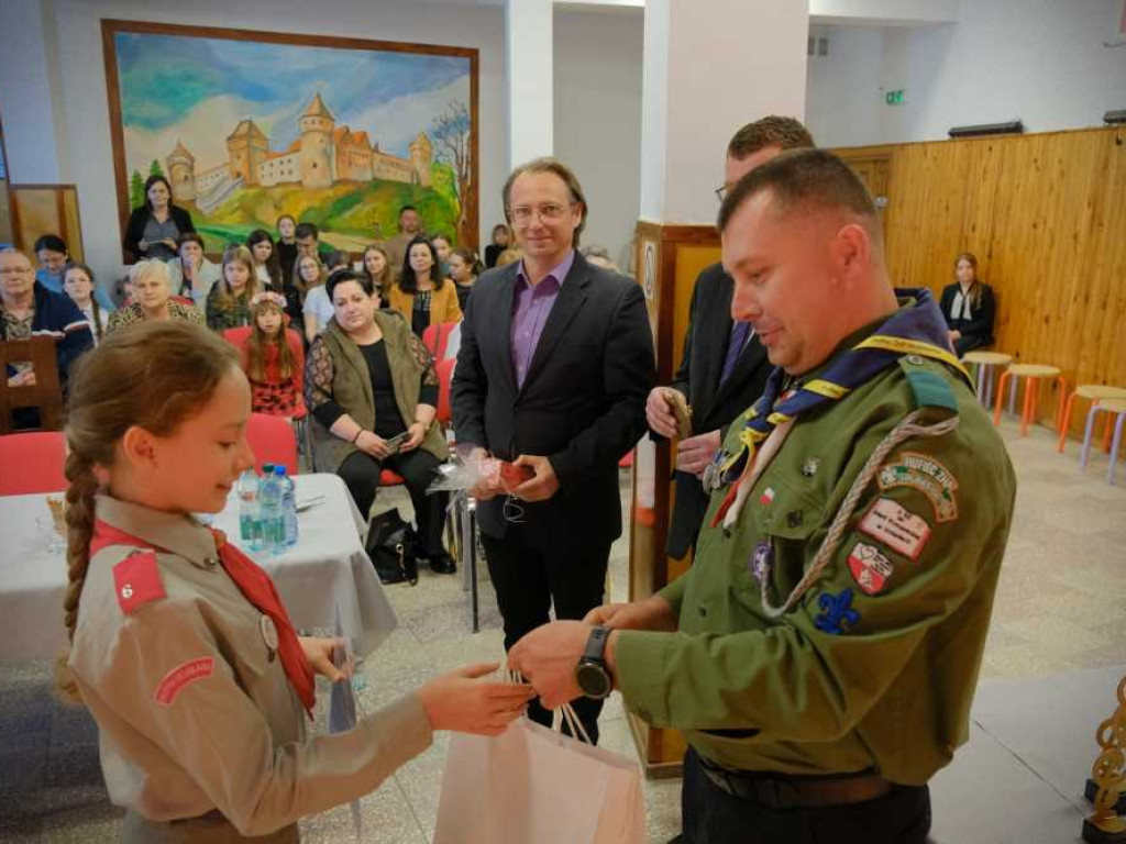 Za nami Dziecięcy i Młodzieżowy Powiatowy Przegląd Piosenki Patriotycznej [ZDJĘCIA]