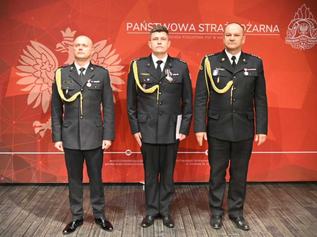 Dzień Strażaka w Hrubieszowie. Awanse i odznaczenia [ZDJĘCIA]