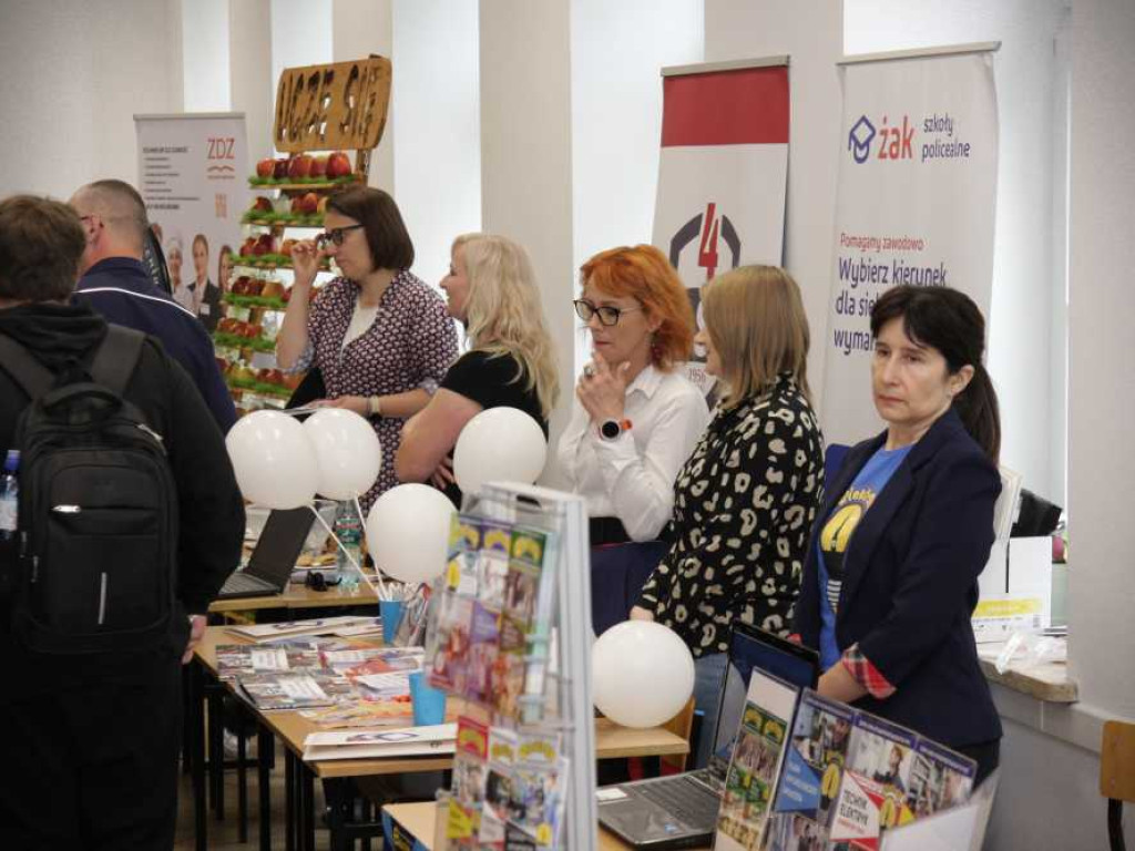 Targi Edukacji i Pracy [ZDJĘCIA]