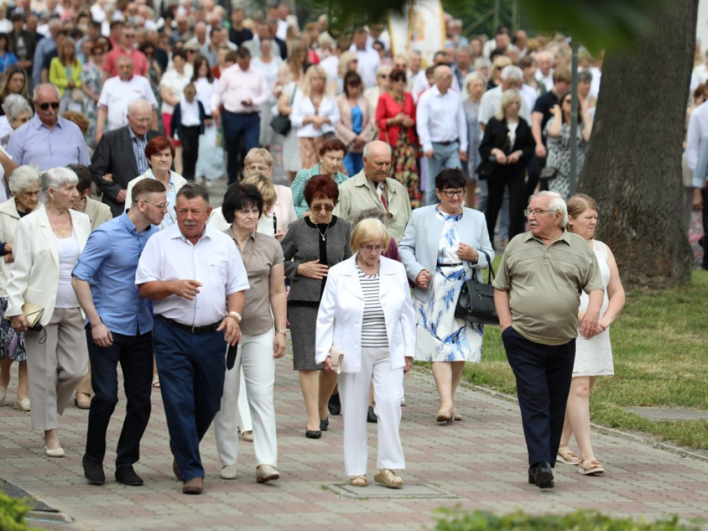Hrubieszów: Procesja Bożego Ciała w parafiach św. Mikołaja i św. Stanisława Kostki [ZDJĘCIA]