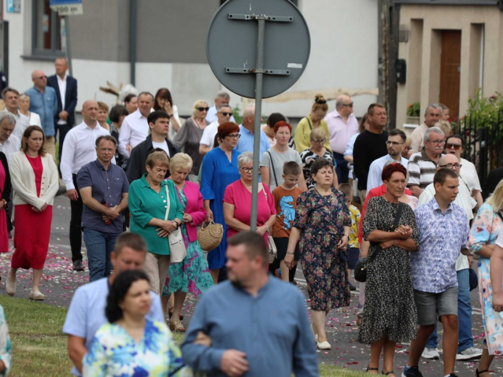 Hrubieszów: Procesja Bożego Ciała w parafiach św. Mikołaja i św. Stanisława Kostki [ZDJĘCIA]