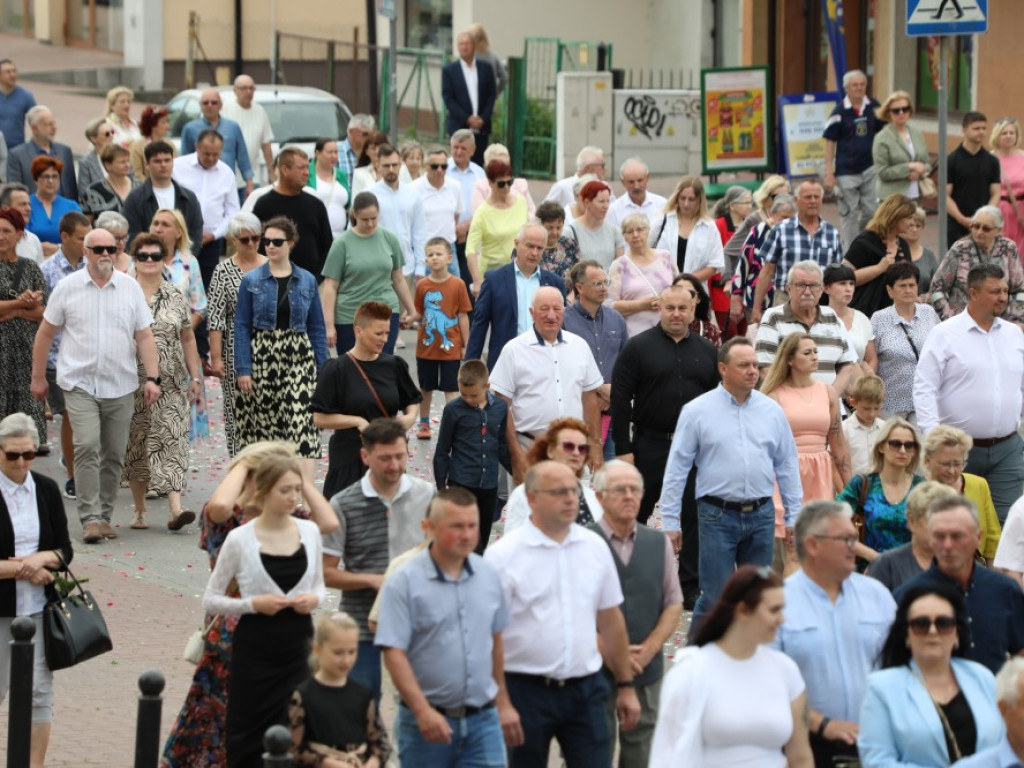 Hrubieszów: Procesja Bożego Ciała w parafiach św. Mikołaja i św. Stanisława Kostki [ZDJĘCIA]
