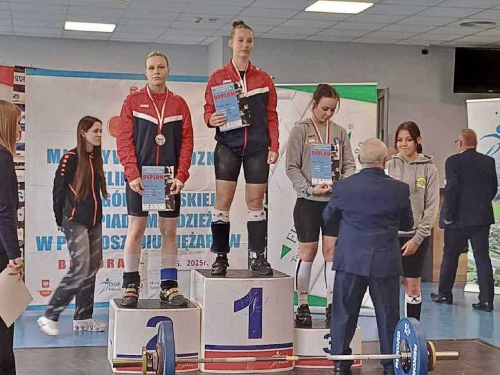 Świetny występ hrubieszowian siłujących się ze sztangą! [ZDJĘCIA]