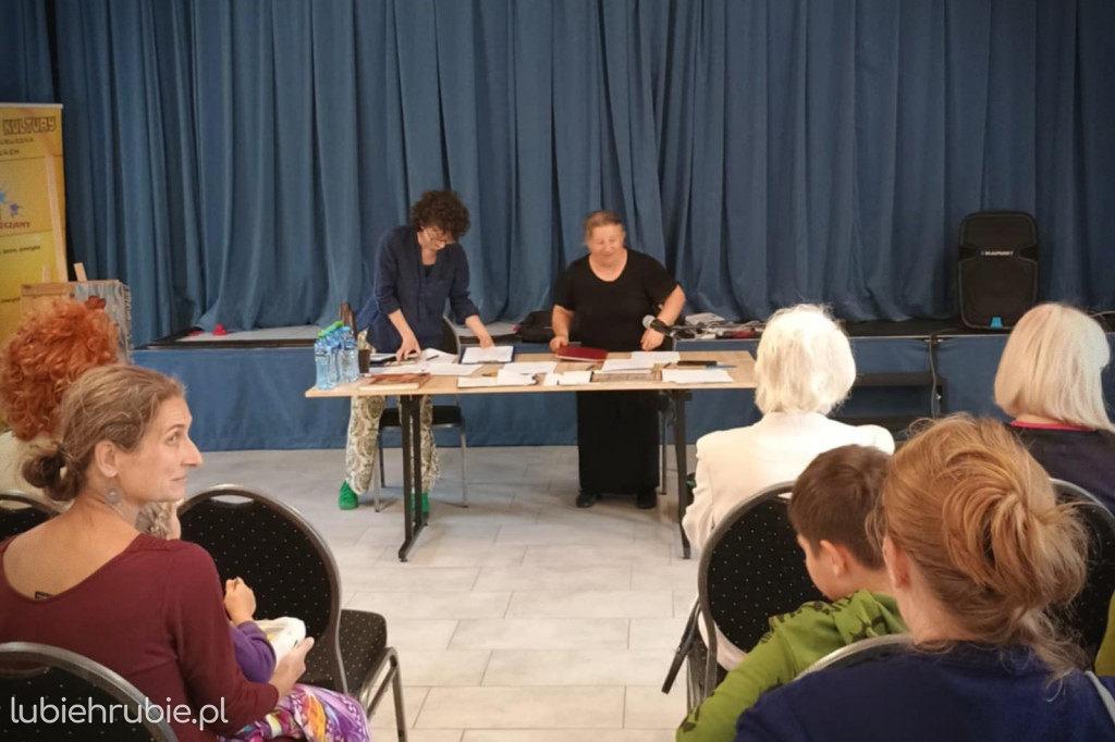 Poparli hrubieszowskie tkactwo