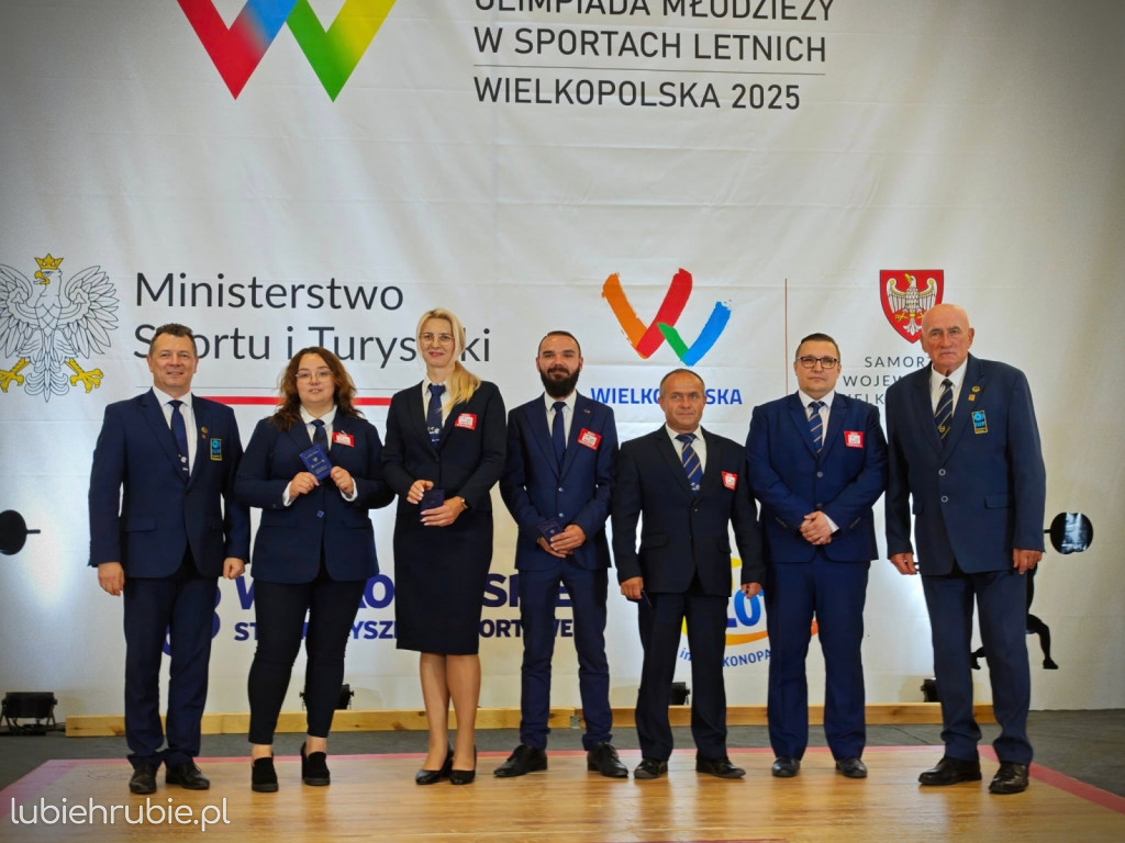 Wiktoria Krupińska z medalem OOM