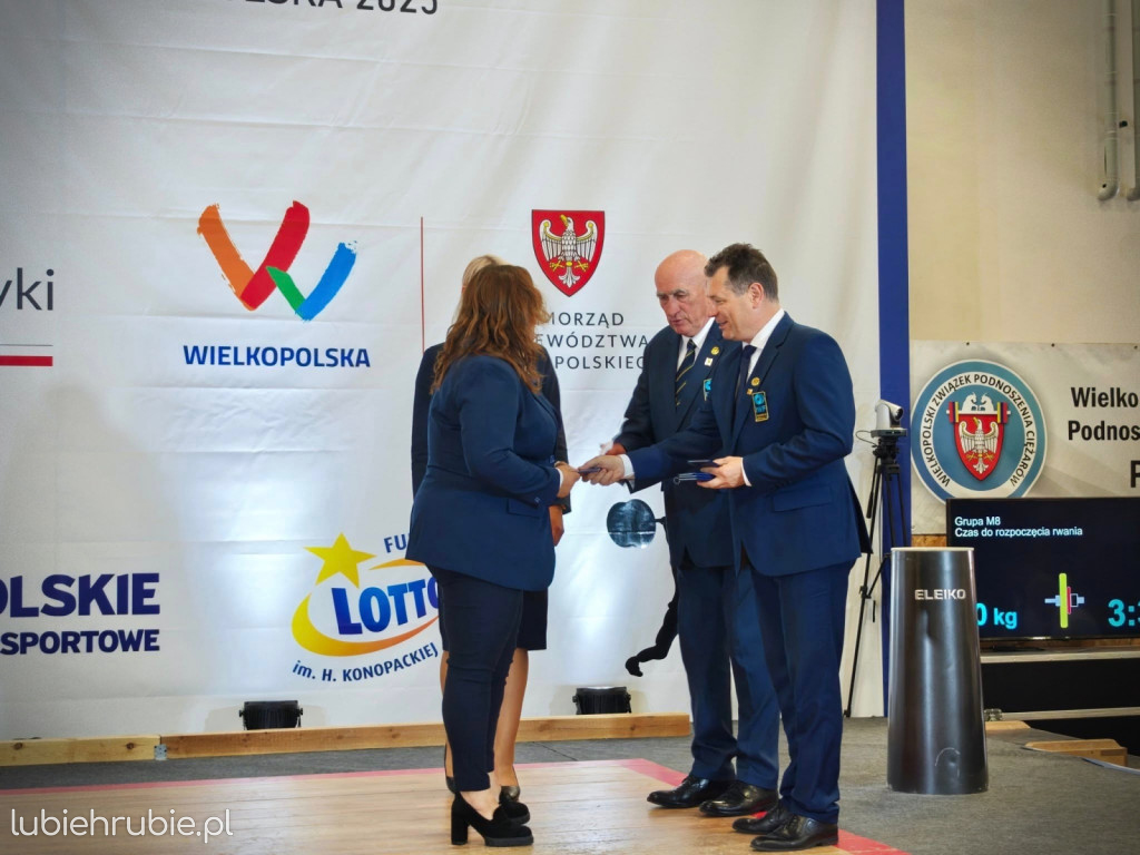 Wiktoria Krupińska z medalem OOM