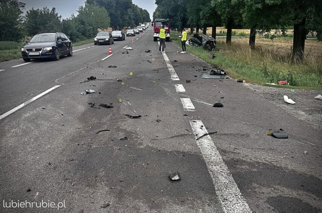 Wypadek na DK-17 w Zakręciu