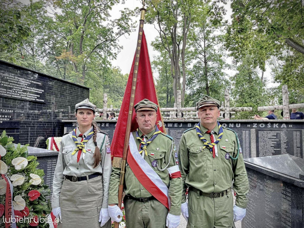 Harcerze uczcili powstańców w Warszawie