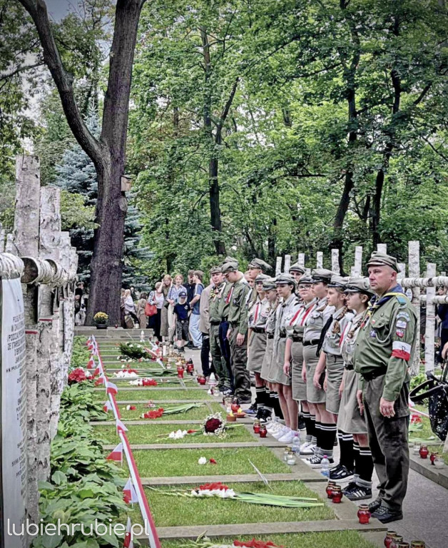 Harcerze uczcili powstańców w Warszawie