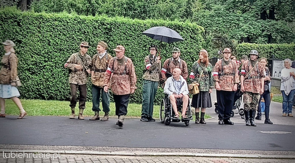 Harcerze uczcili powstańców w Warszawie