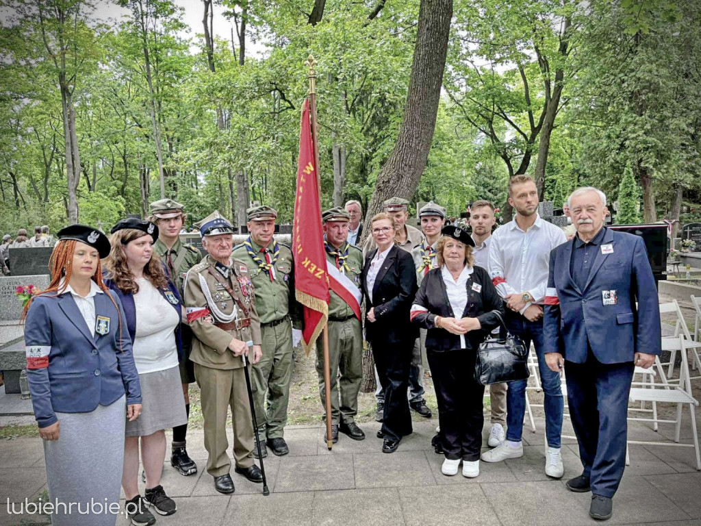 Harcerze uczcili powstańców w Warszawie