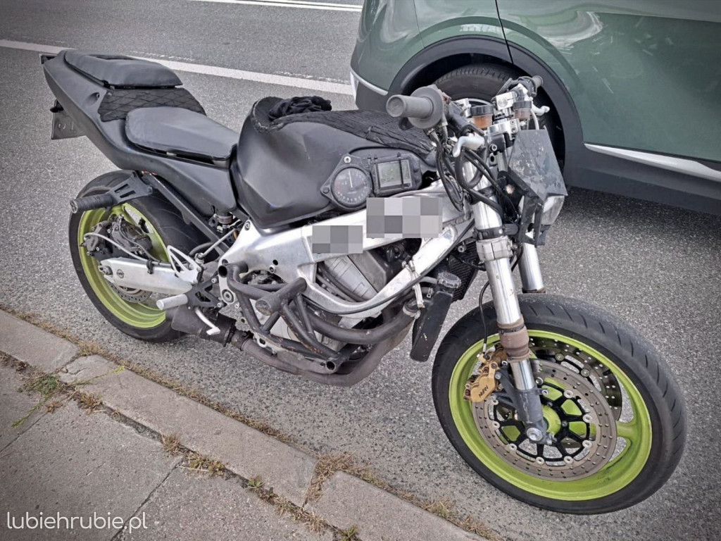 Brawurowa jazda motocyklisty