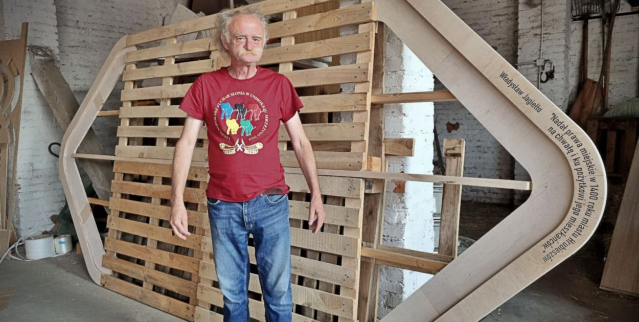 Powstaje tratwa Rubiesz