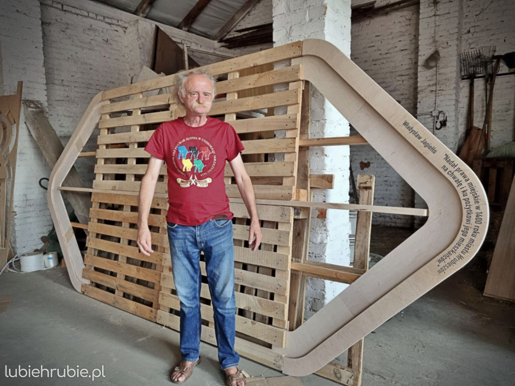 Powstaje tratwa Rubiesz