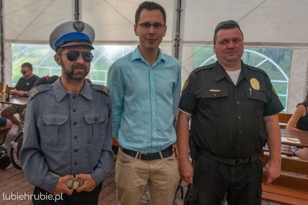 Maluchy, Syrenki i Warszawy na ulicach Zamościa