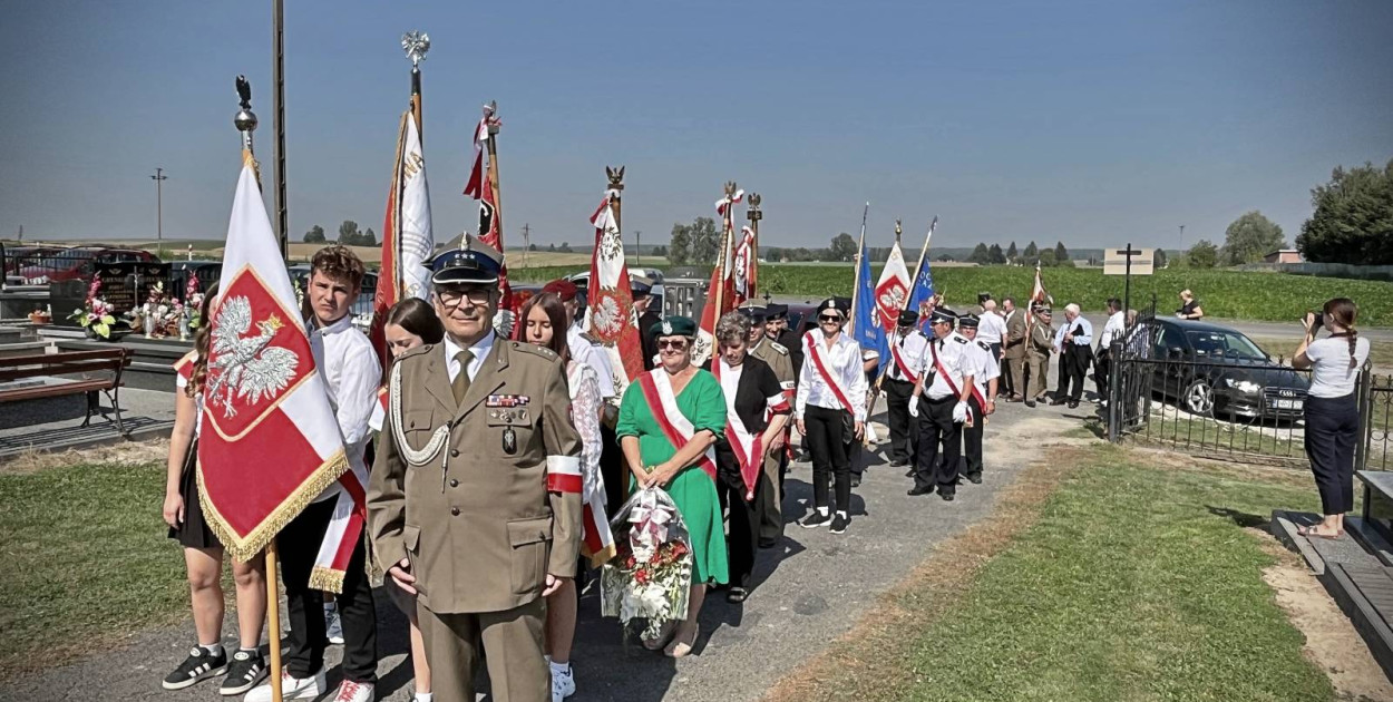 Uroczystości patriotyczne w Trzeszczanach