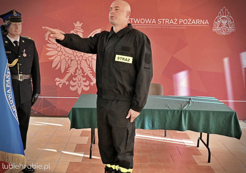 Uroczyste ślubowanie strażaków