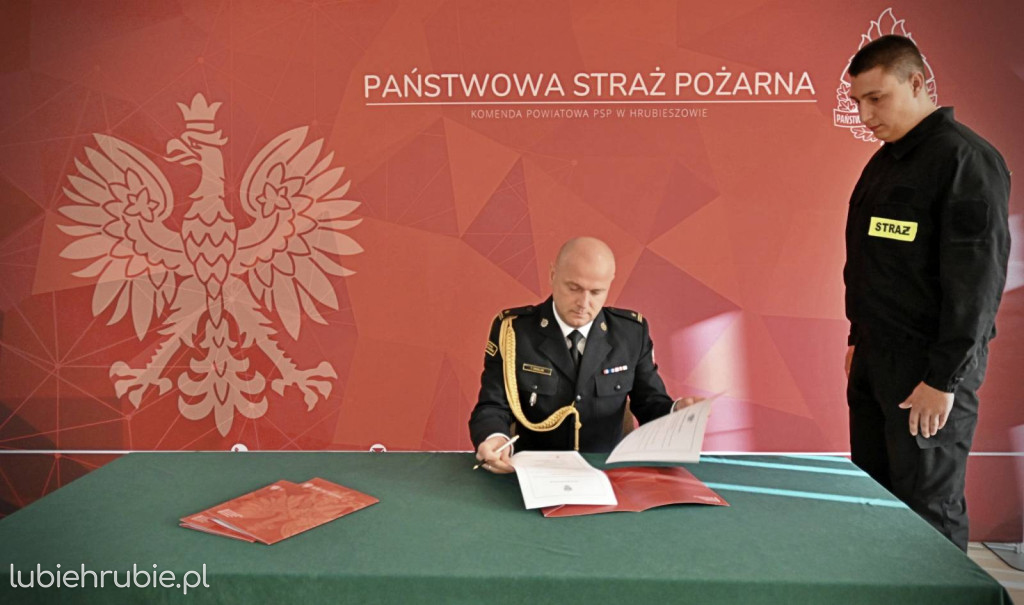 Uroczyste ślubowanie strażaków
