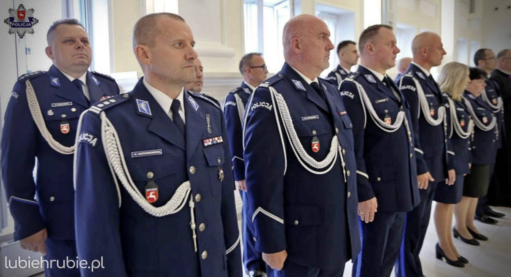 Ślubowanie nowych policjantów