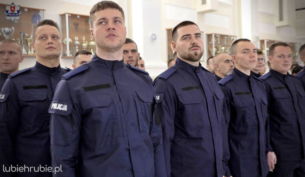 Ślubowanie nowych policjantów