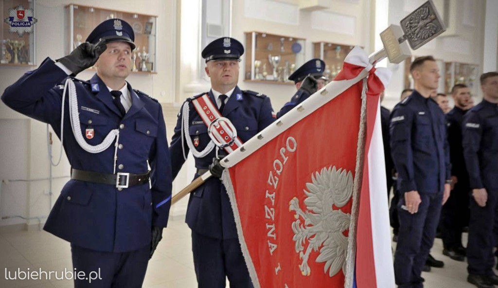 Ślubowanie nowych policjantów