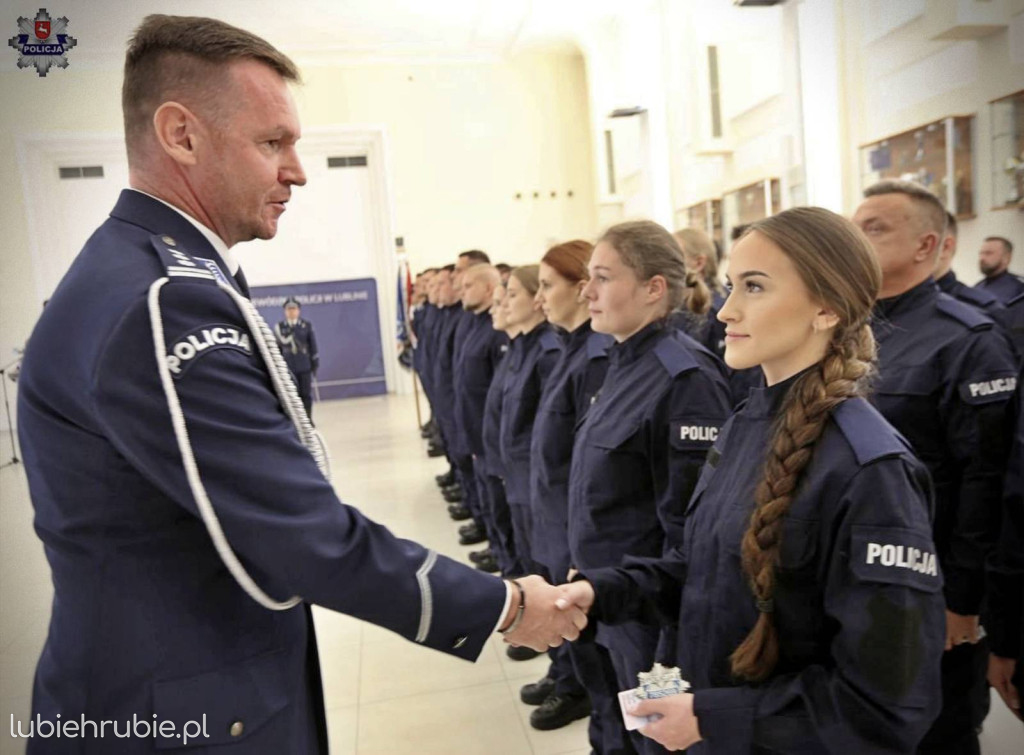 Ślubowanie nowych policjantów