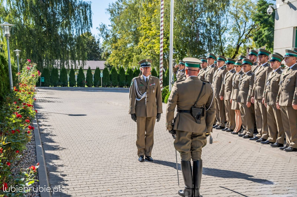 Ślubowanie nowo przyjętych funkcjonariuszy SG