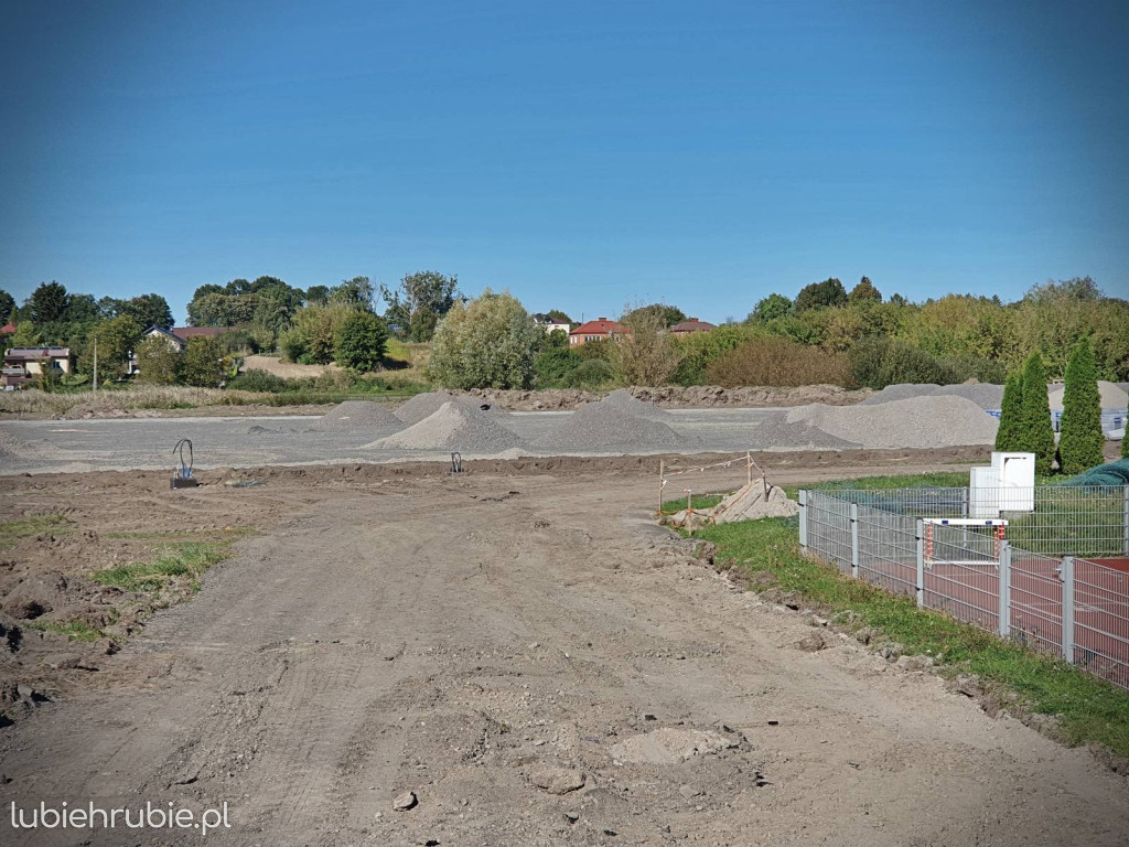 Hrubieszów: Prace przy rozbudowie HOSiR