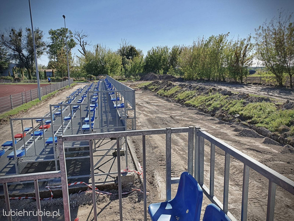 Hrubieszów: Prace przy rozbudowie HOSiR
