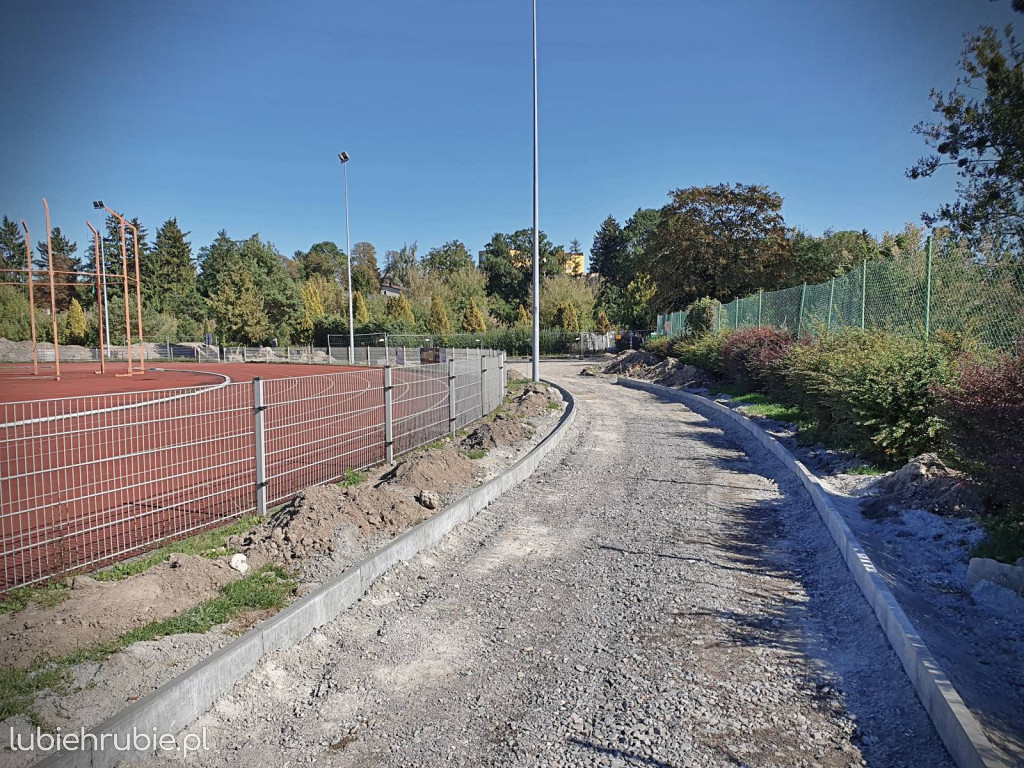 Hrubieszów: Prace przy rozbudowie HOSiR