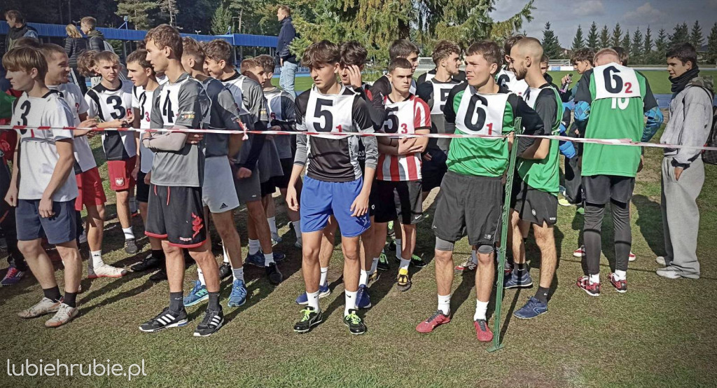 Sztafety Staszica z awansem na Mistrzostwa Województwa