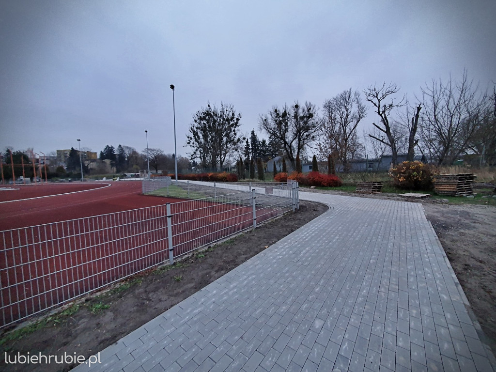 Prace przy rozbudowie HOSiR