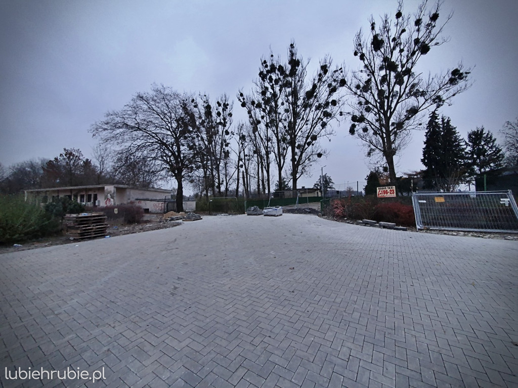 Prace przy rozbudowie HOSiR