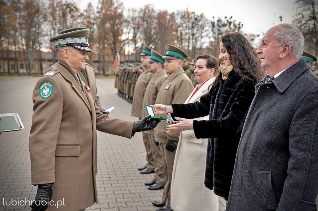 Ślubowanie, awanse i odznaczenia w NOSG