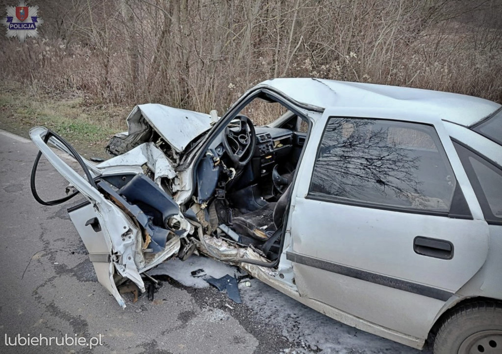Czołowe zderzenie koło Zamościa