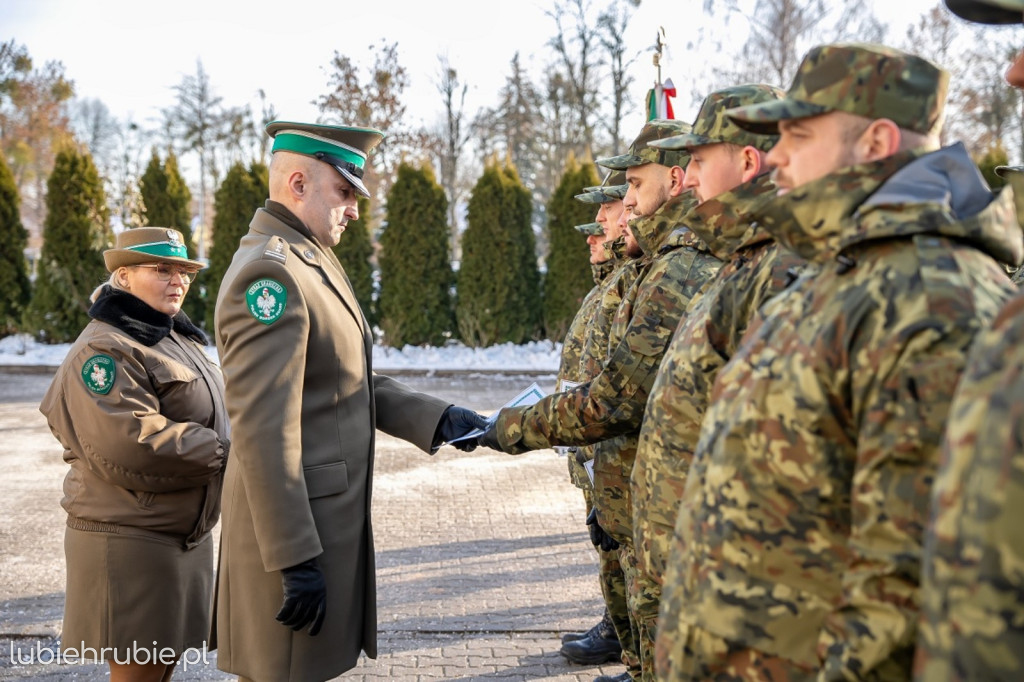 Ślubowanie nowo przyjętych funkcjonariuszy NOSG