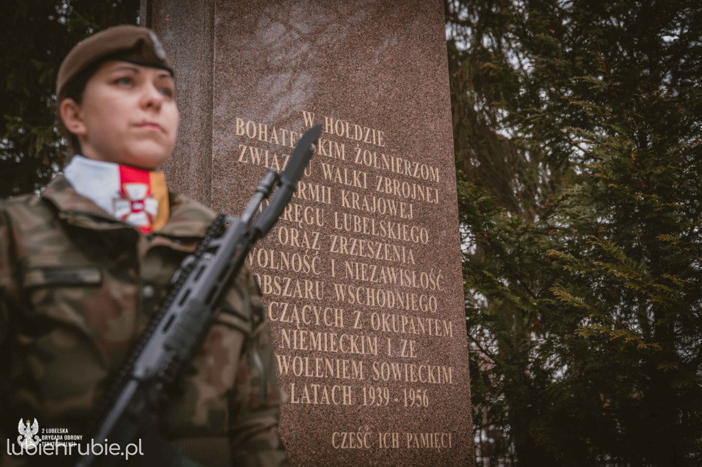 Oddali hołd żołnierzom Armii Krajowej