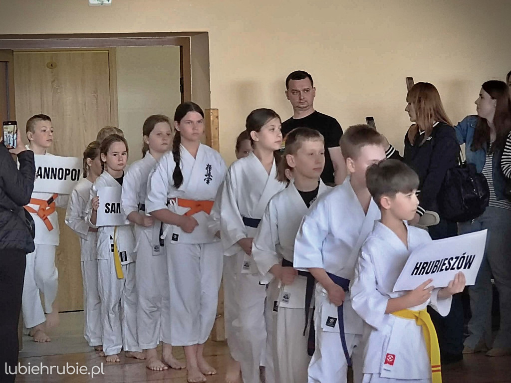 Sto procent medali dla hrubieszowskiej sekcji karate