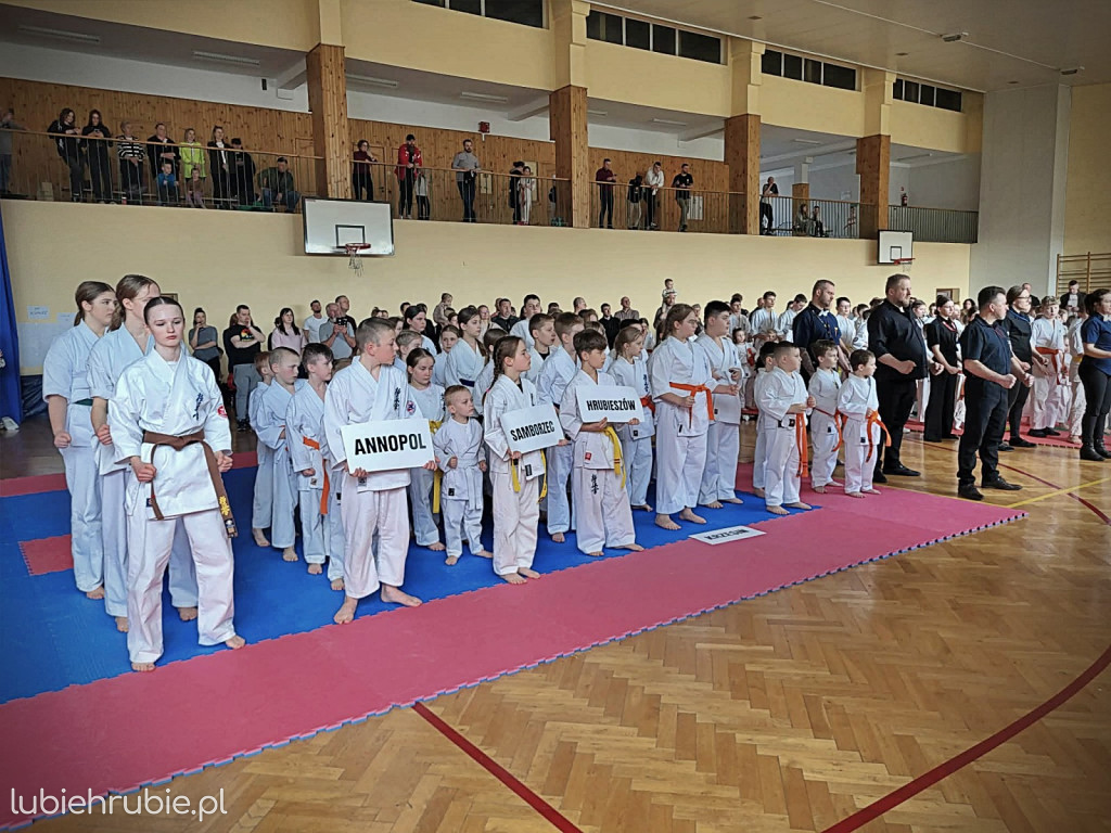 Sto procent medali dla hrubieszowskiej sekcji karate