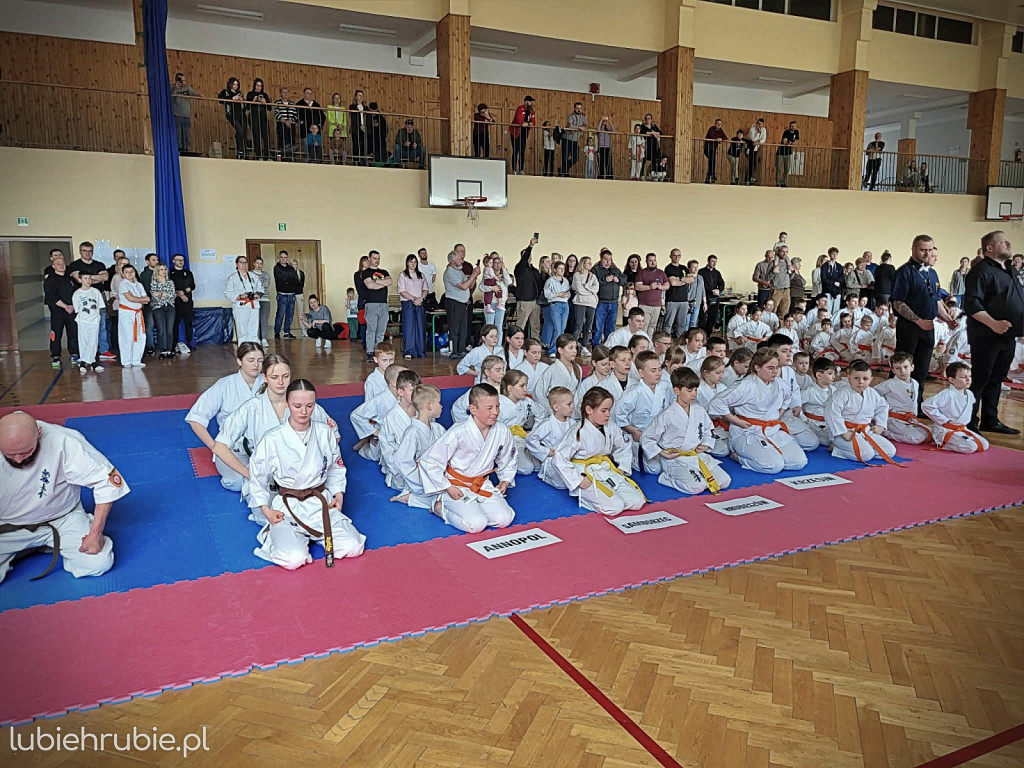 Sto procent medali dla hrubieszowskiej sekcji karate