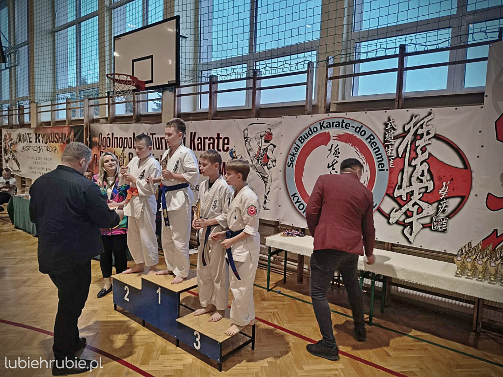 Sto procent medali dla hrubieszowskiej sekcji karate