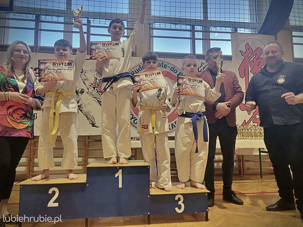 Sto procent medali dla hrubieszowskiej sekcji karate