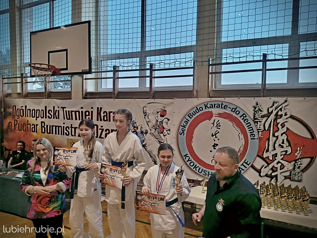 Sto procent medali dla hrubieszowskiej sekcji karate