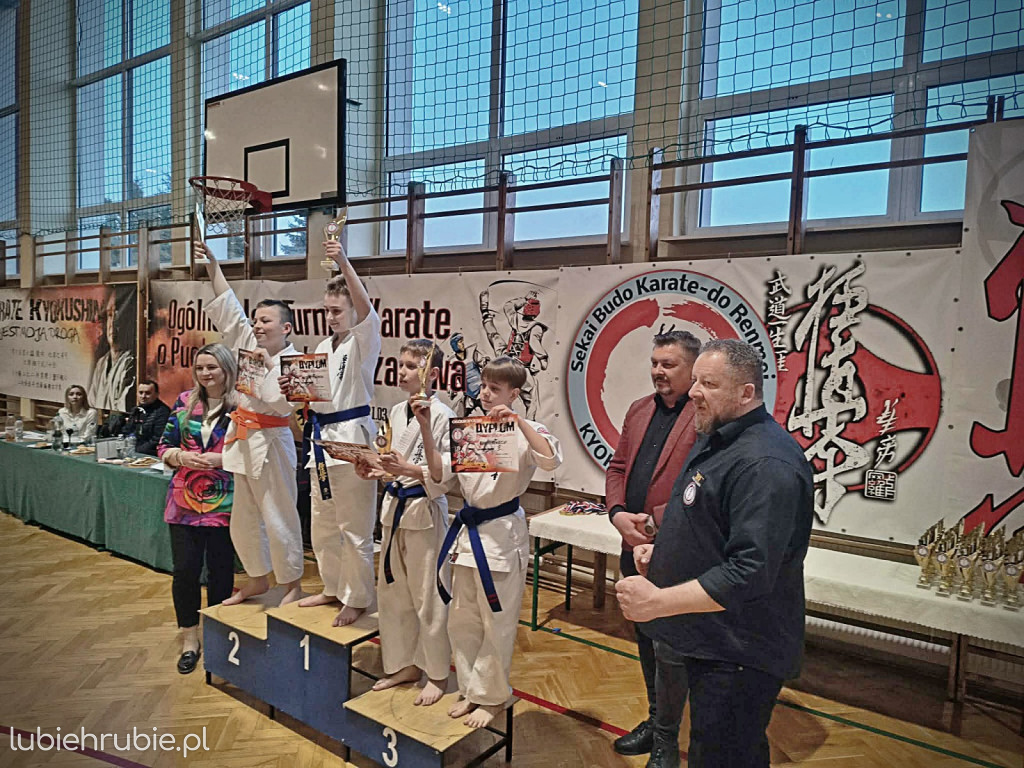 Sto procent medali dla hrubieszowskiej sekcji karate
