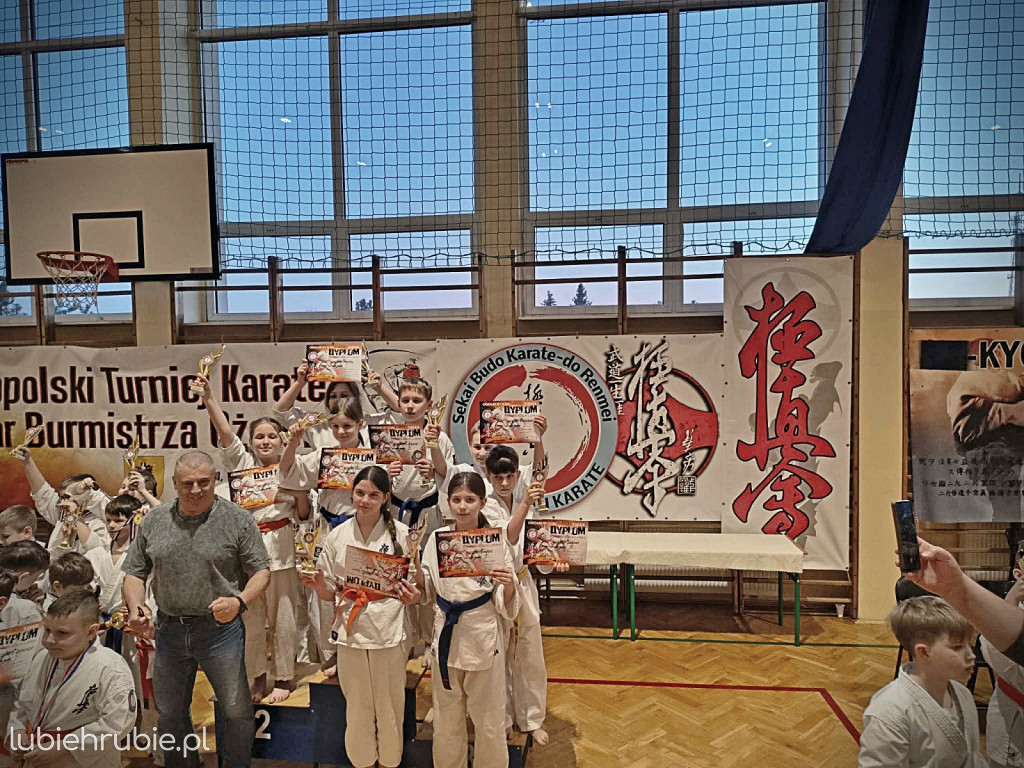 Sto procent medali dla hrubieszowskiej sekcji karate