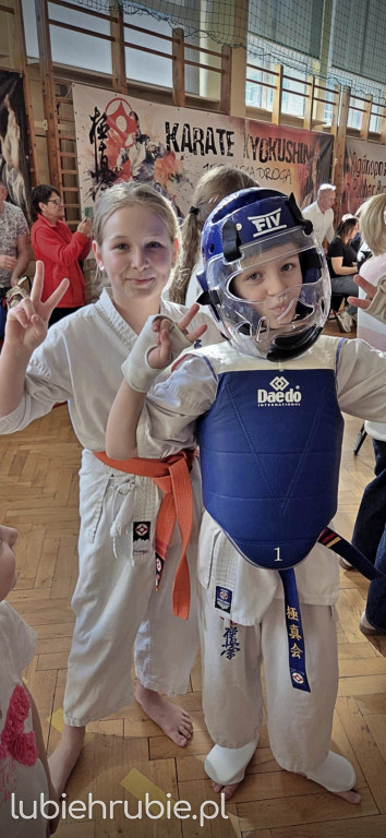 Sto procent medali dla hrubieszowskiej sekcji karate