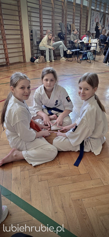 Sto procent medali dla hrubieszowskiej sekcji karate