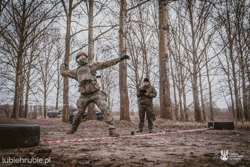 Saperski sprawdzian siły i precyzji