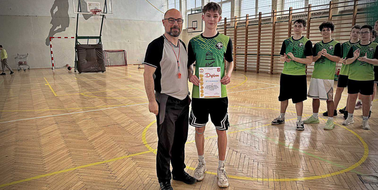 Awans koszykarzy Dwójki