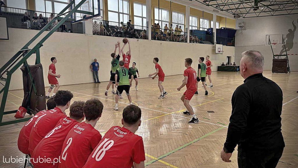 Awans koszykarzy Dwójki